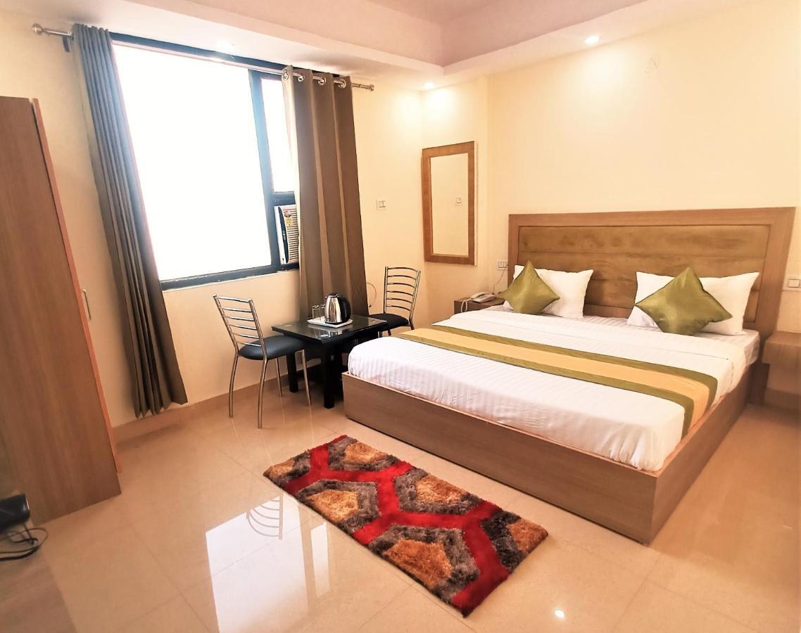 Hotel Darshini Inn Haridvár Kültér fotó
